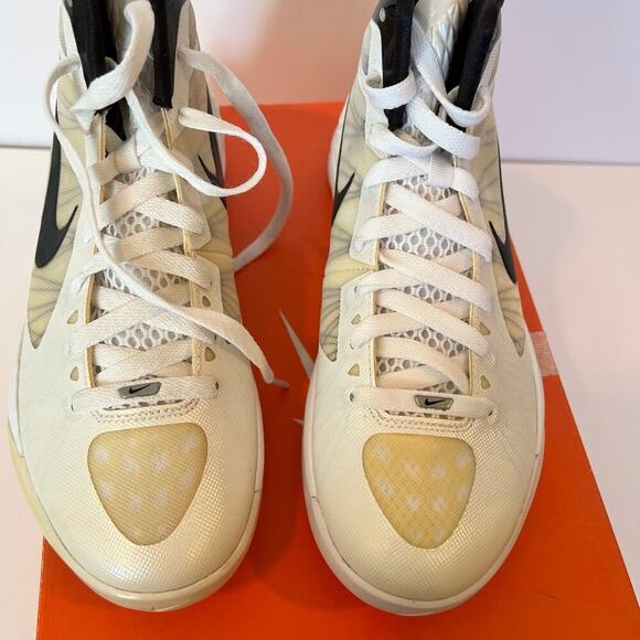 Nike Zoom Hyperdunk 2011 TB, New in Box, women's size 7 - Picture 10 of 11